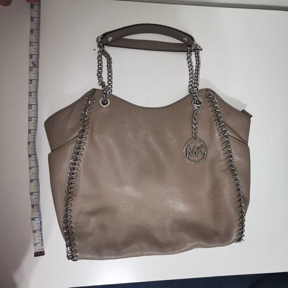 Michael Kors chain bag | Color: taupe | size 14L x 10H‎